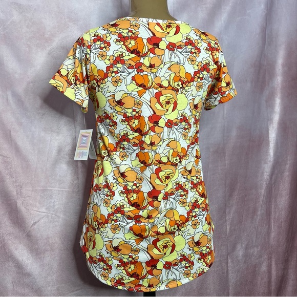 LuLaRoe Classic Tee Orange/Yellow/Rust Floral NWT Sizes XS & S - Picture 3 of 10